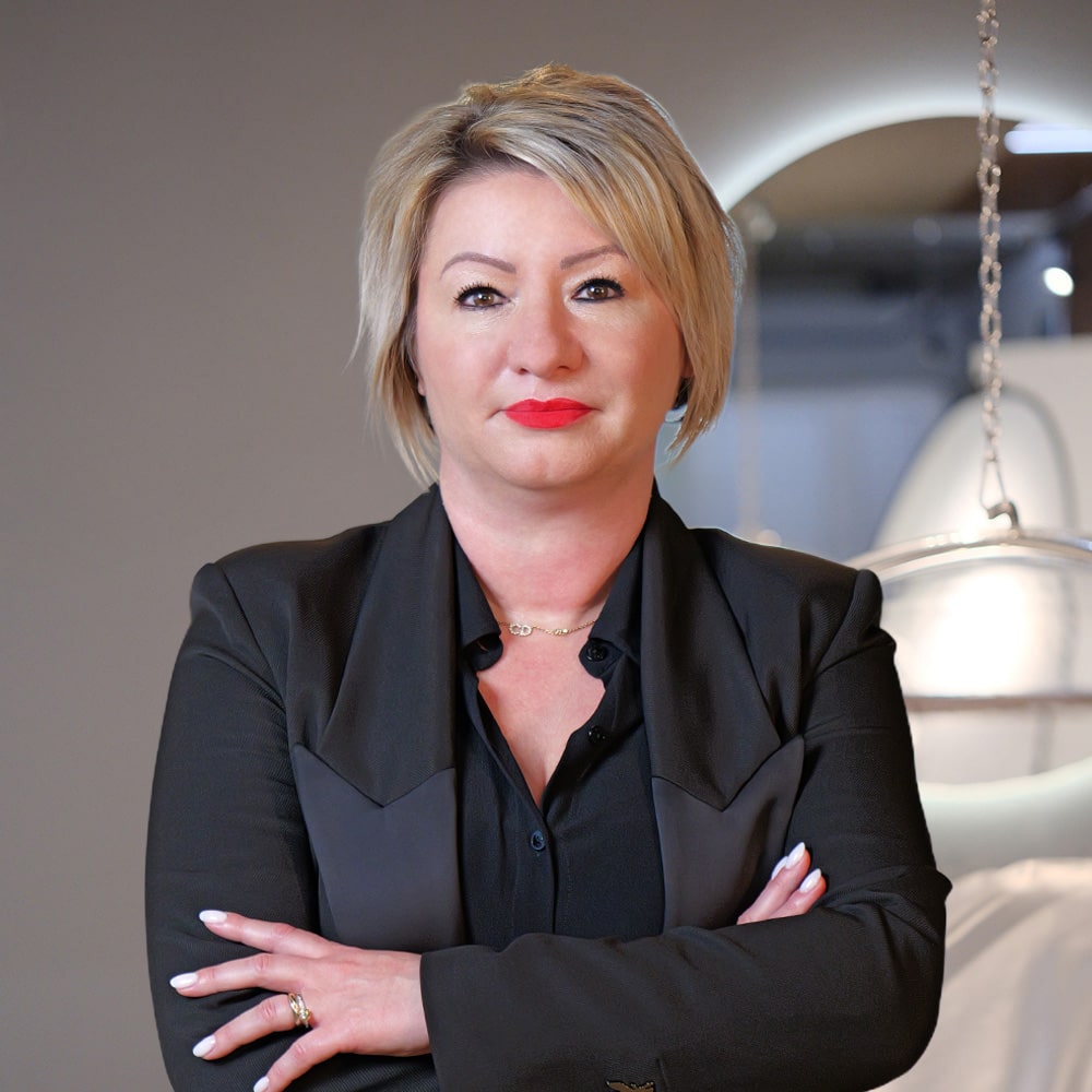 Catuscia Ferron – Sekretärin